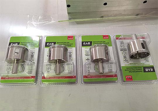 高頻切邊機(jī)技術(shù)解決吸塑泡殼封口二次沖切難題